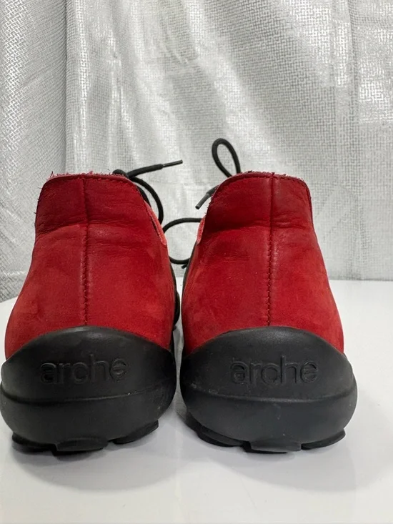 Arche Red Suede Lace-Up Flats with Black Straps size 40 / 9 - Picture 5 of 9